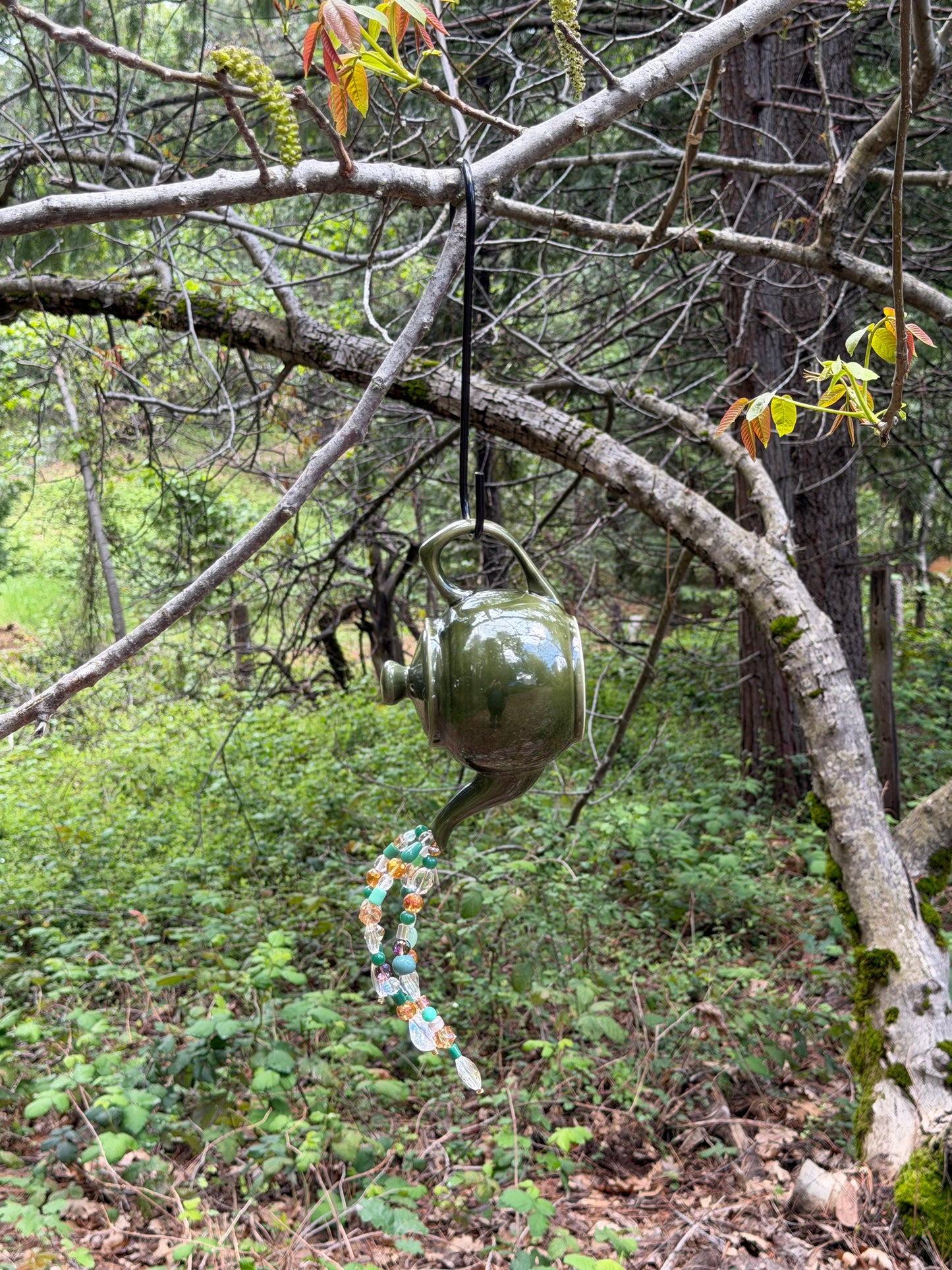 Solid green teapot