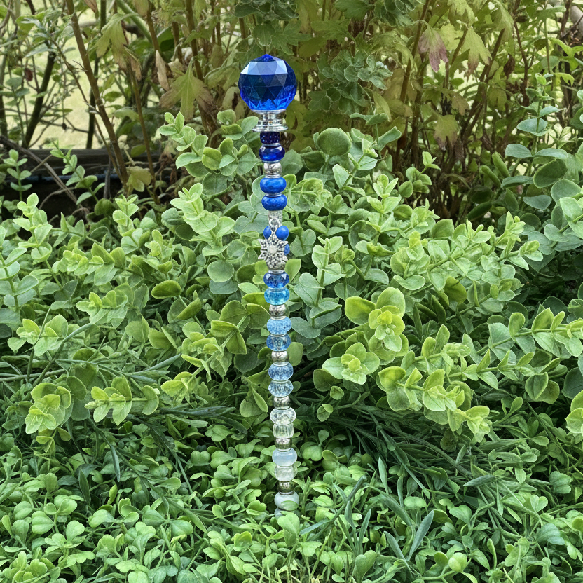 Fairy Wand Garden Stake in Blue and White