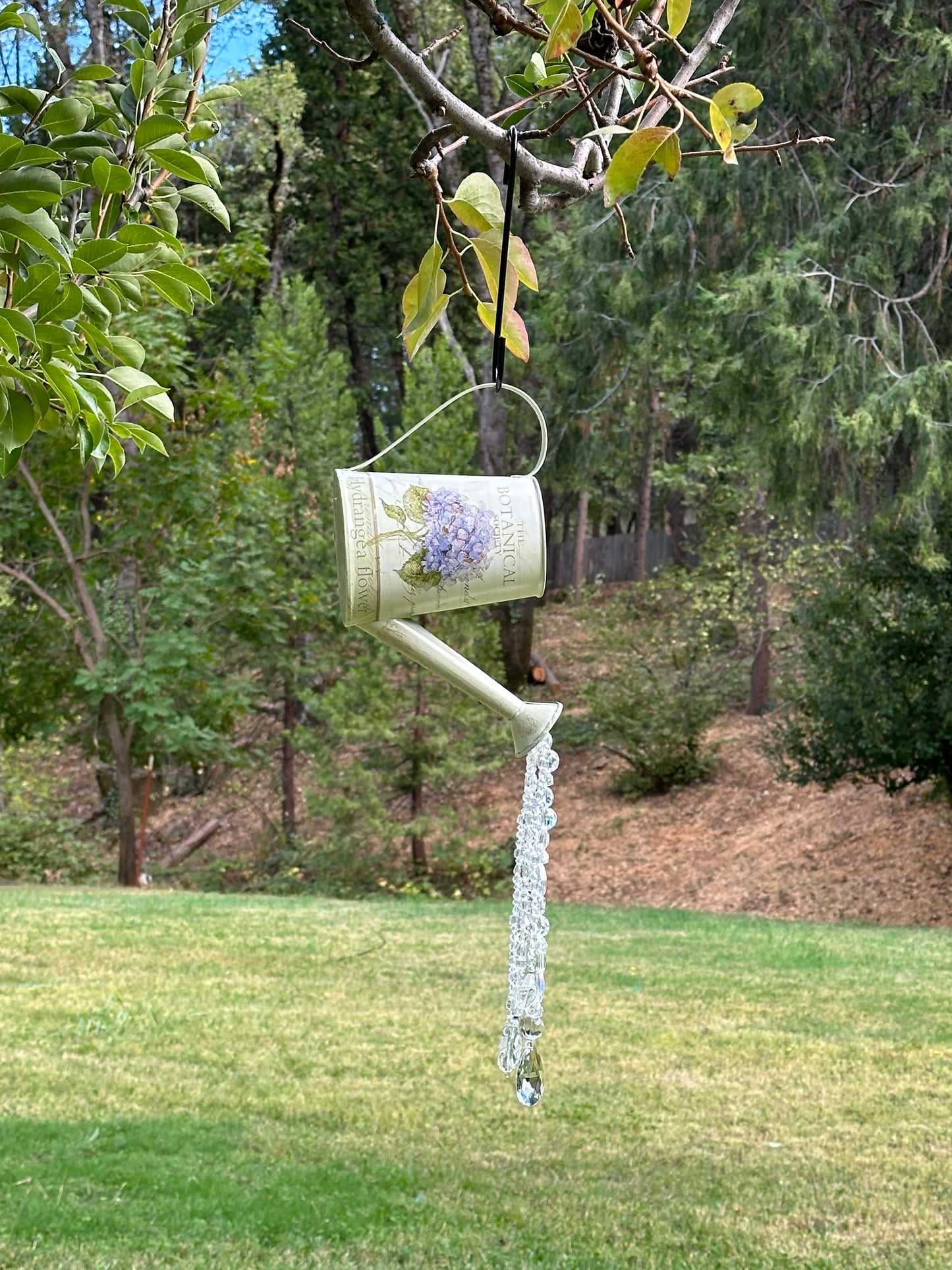 Glass Crystal Pouring Watering Can Garden Art