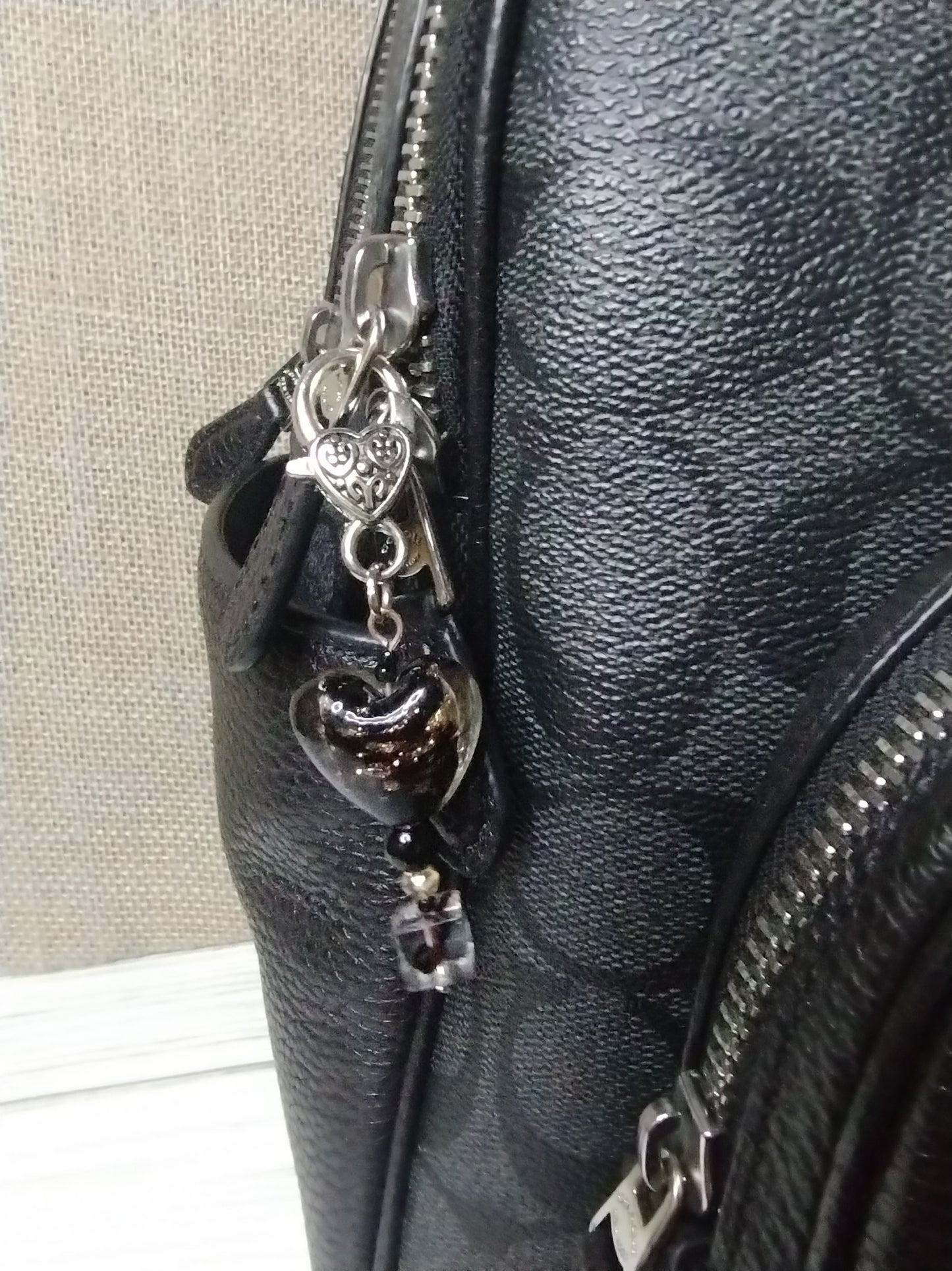 Black Glass Heart Purse/Backpack Charm
