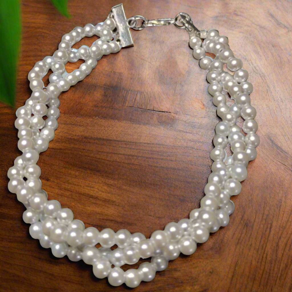 White Glass Pearl Bracelet