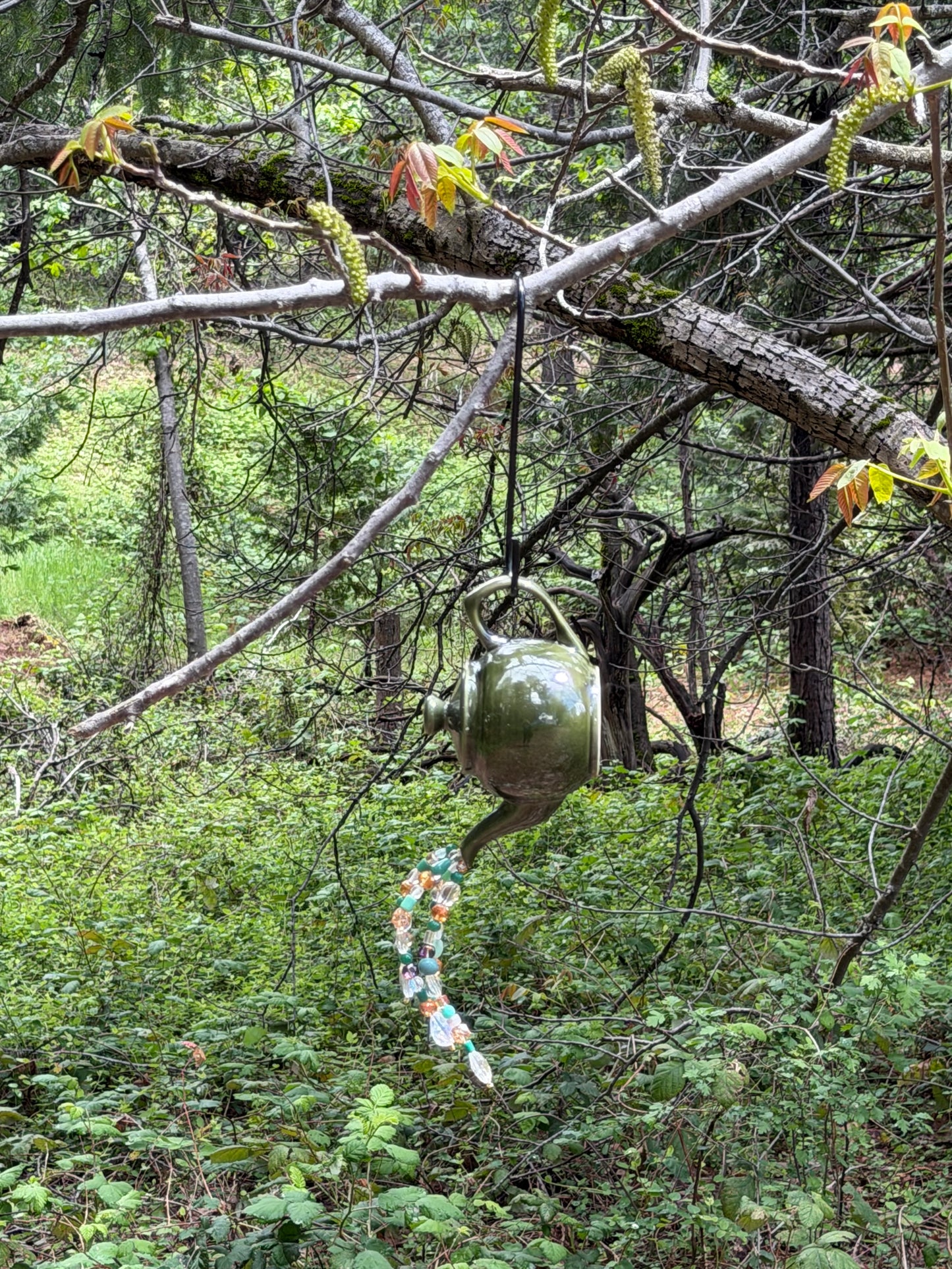 Solid green teapot