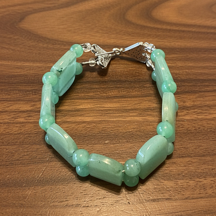 Green Aventurine Bracelet with Silver Triangle Clasps