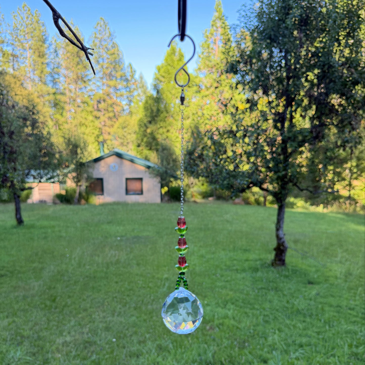 Red Glass Tulip Suncatcher with 40mm Crystal Prism – 11" Hanging Window or Patio Decor