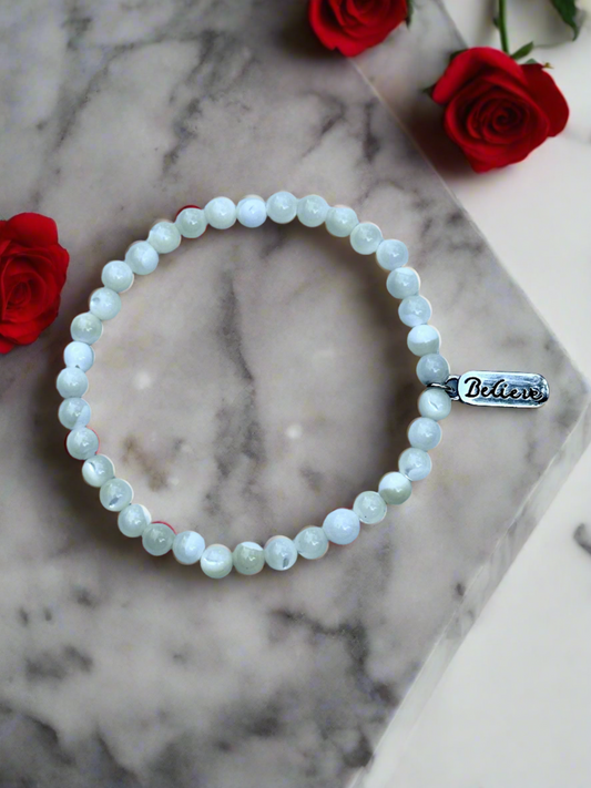 White Mother of Pearl Bracelet With Believe Charm