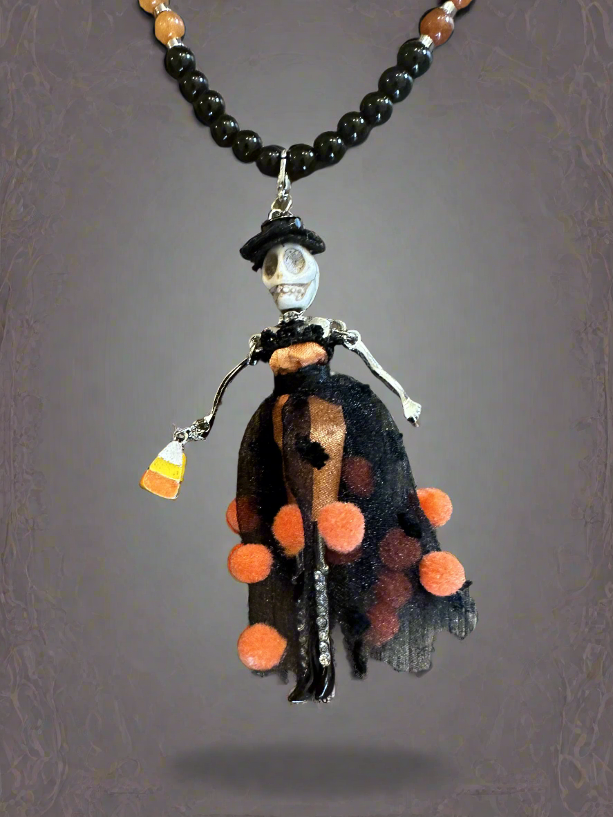 Orange and Black Beaded Natural Stone Halloween-Themed Necklace 🎃👻