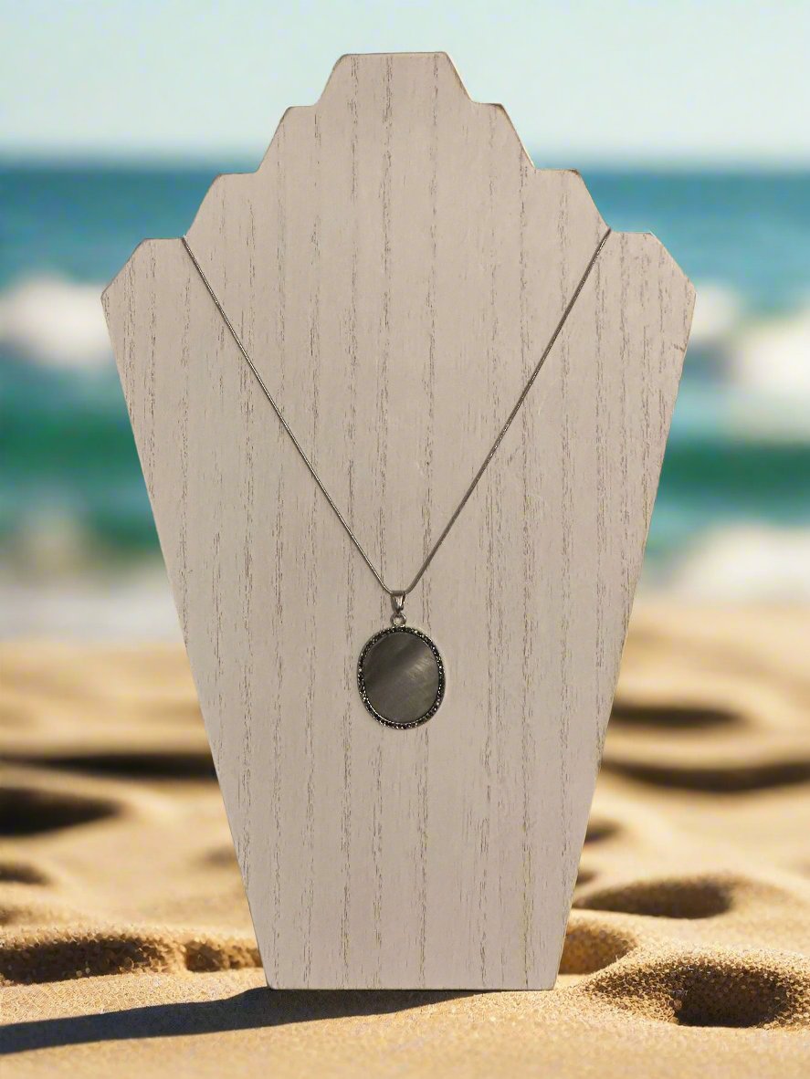 Gray Shell Pendant Necklace