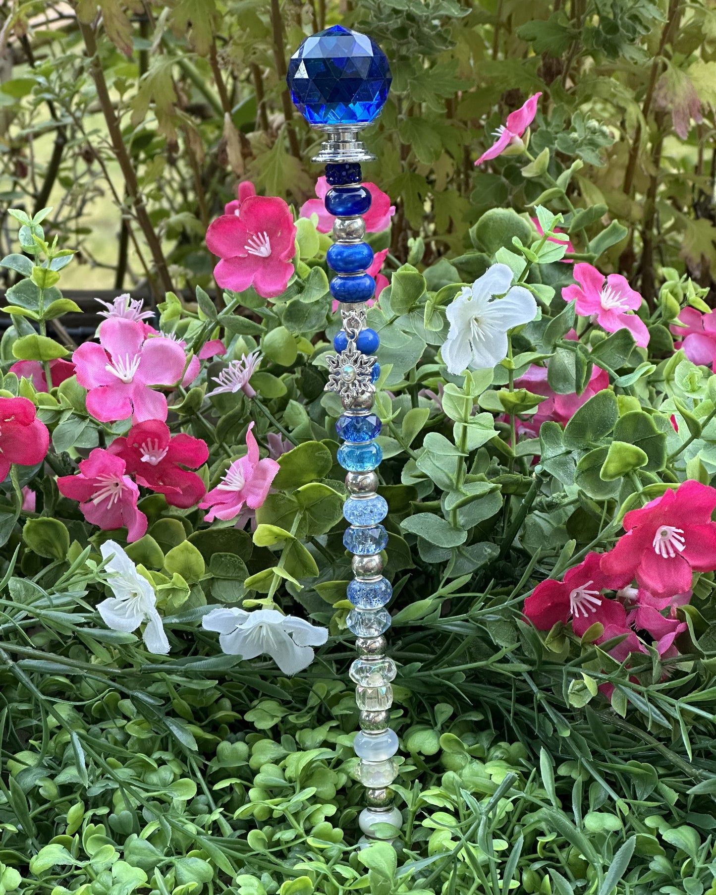 Fairy Wand Garden Stake in Blue and White