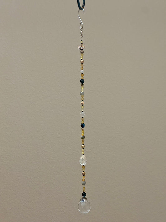 Bumble Bee Suncatcher – Golden Glow & Labradorite Magic