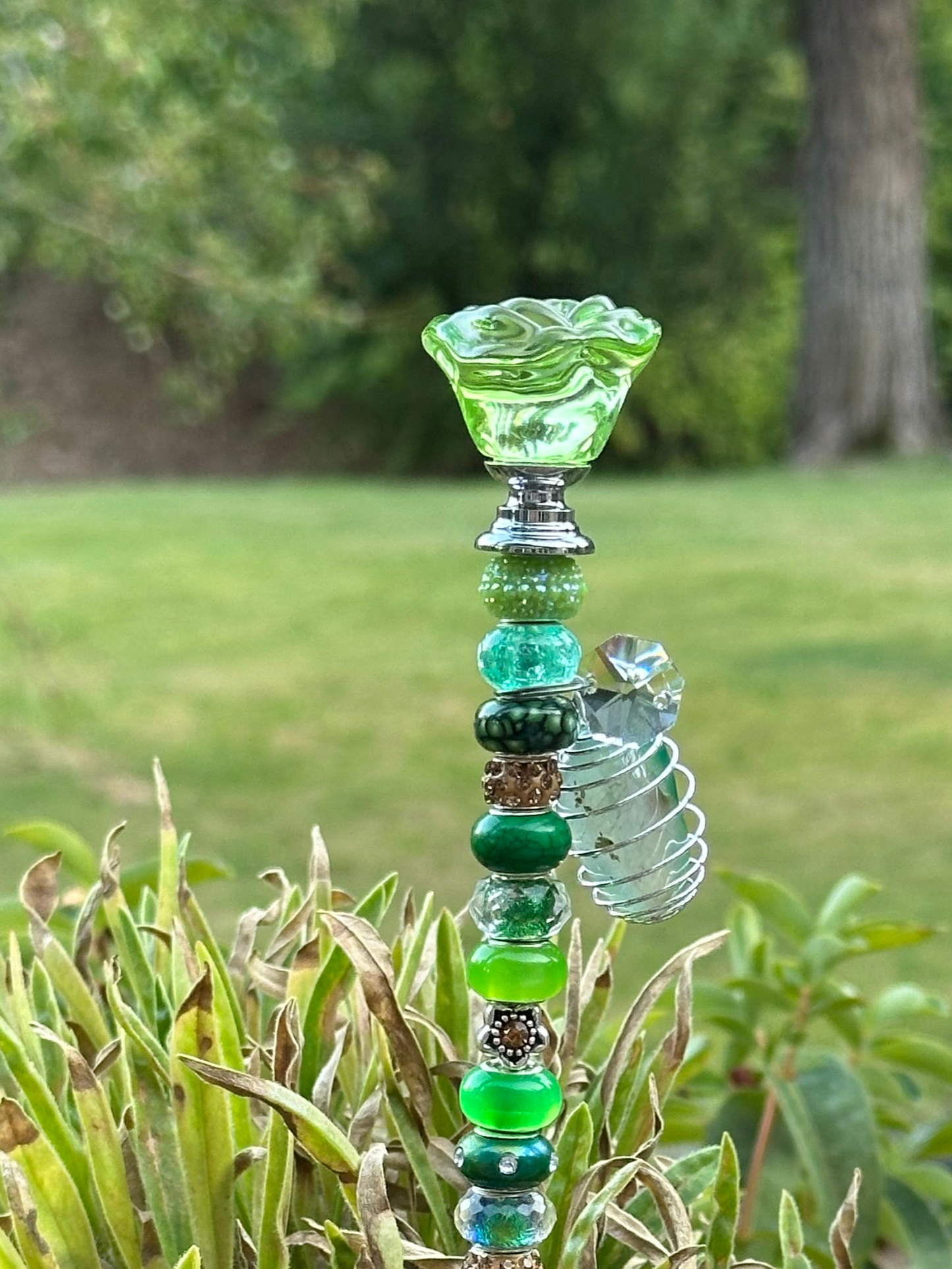 Fairy Wand Garden Stake in Green With a Green Agate Charm