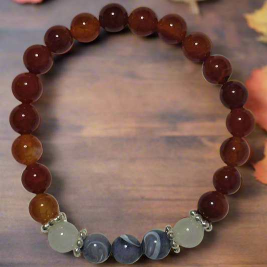 Carnelian, Gray Mother of Pearl and White Quartzite Bracelet